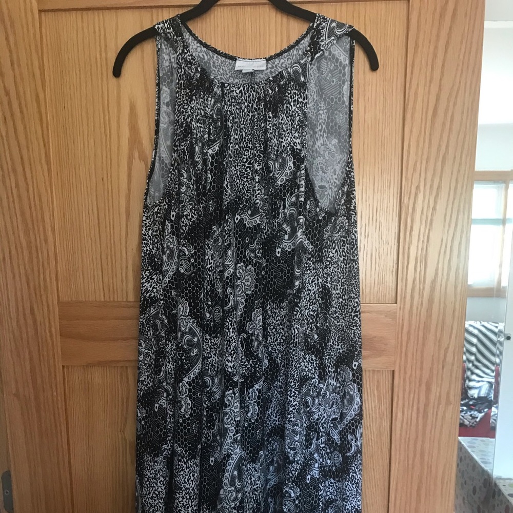 Summer sleeveless dress